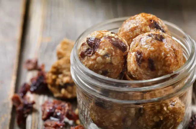 cranberry Oat peanut Butter Energy Balls 1177319201 770x533 1