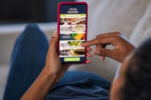 food Delivery App 1270068772 770x533 1 650x428