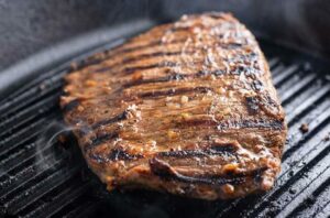 grilled flank steak green beans 1394859009 770x533 1 650x428