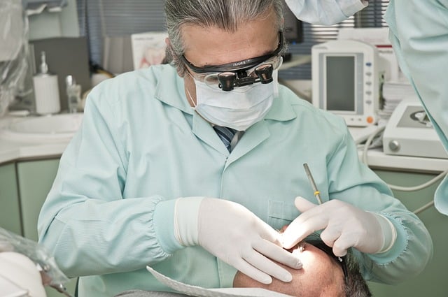 1705098554 dentist 2530990 640