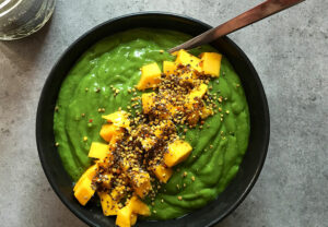 greenSmoothieBowl 475946066 770x533 1