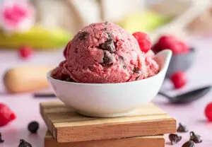 CC HE CherryChocolateIceCream