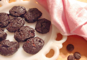 dblChocIcebxCookies 770x553