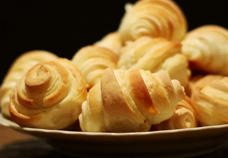 crescentRoll 1074893202 770x533 1