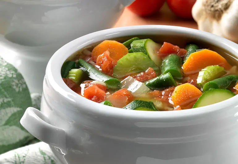 mediterraneanSoup 157610472 770x533 1