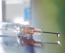 Vaccine needle png