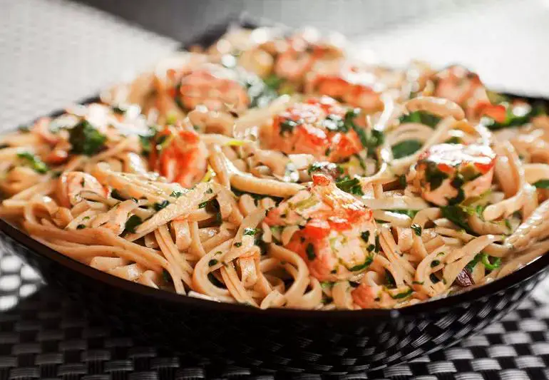 salmonFettucini 186842870 770x533 1 jpg