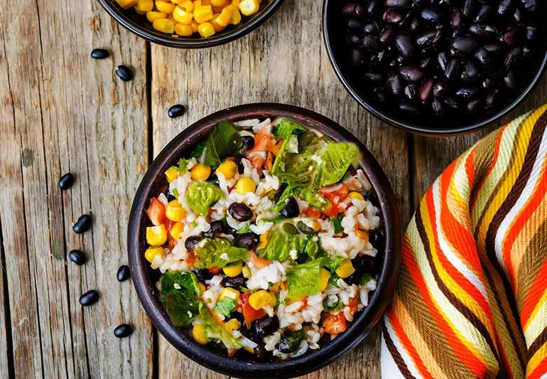 blackBeanTomatoCornSalad 487507554